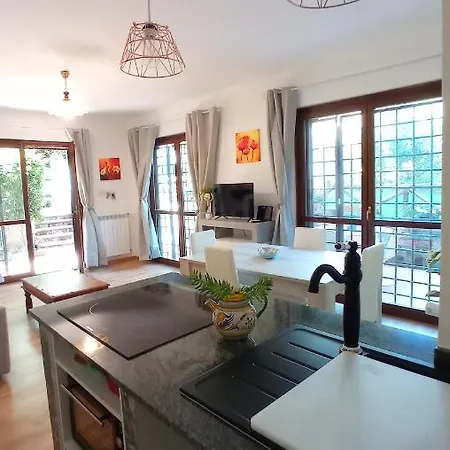 Il Giardino Fiorito Holiday home *