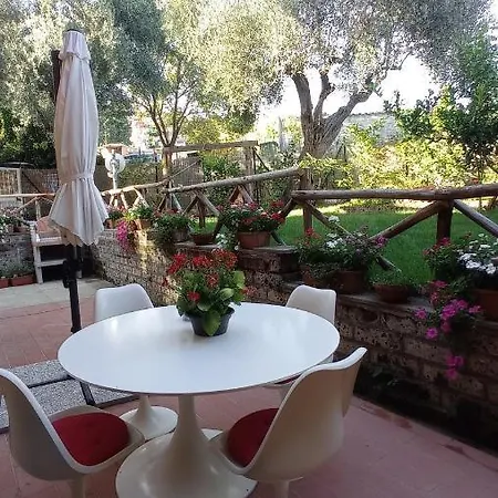Il Giardino Fiorito Holiday home *
